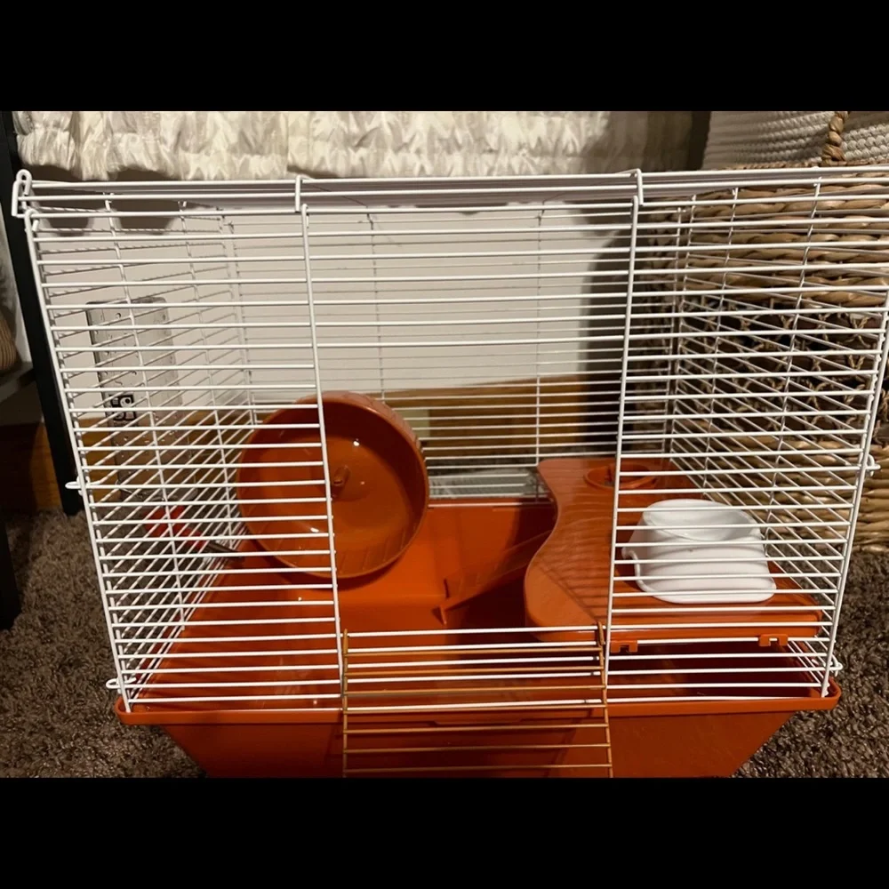 Miss Hollow Hamster Cage